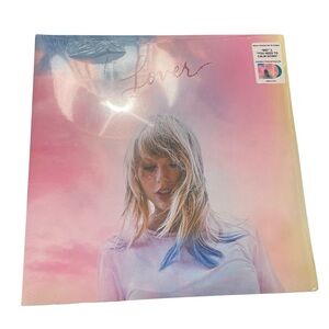 TAYLOR SWIFT LOVER & 1989 TAYLORS VERSION VINYL BUNDLE